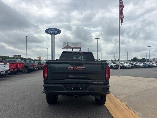 Hunter Green 2022 GMC Sierra 2500 Denali