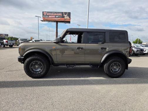 Marsh Gray 2025 Ford Bronco Badlands