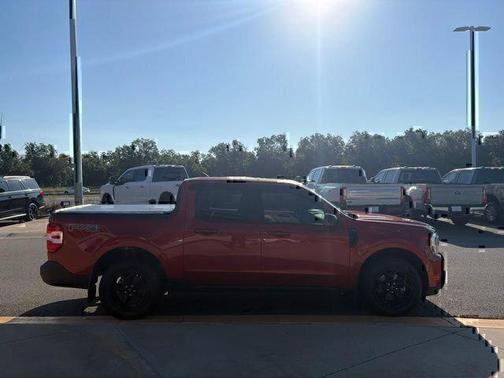Hot Pepper Red Metallic Tinted Clearcoat 2024 Ford Maverick Lariat