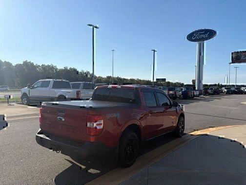 Hot Pepper Red Metallic Tinted Clearcoat 2024 Ford Maverick Lariat