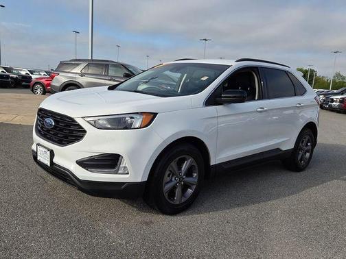 Oxford White 2022 Ford Edge SEL