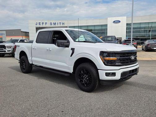 Oxford White 2026 Ford F-150 XLT