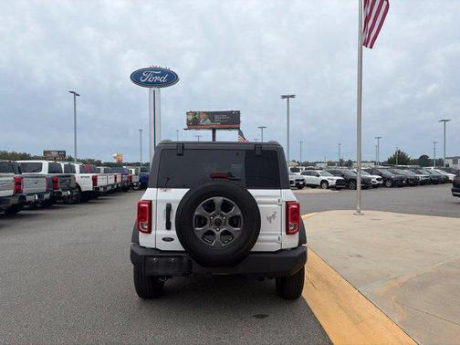 Oxford White 2024 Ford Bronco Big Bend