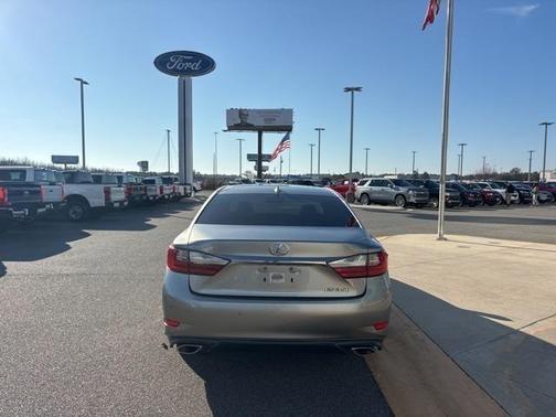 2018 Lexus ES 350 Base