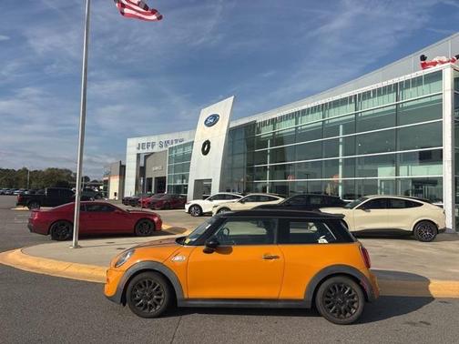 2018 MINI Hardtop Cooper S