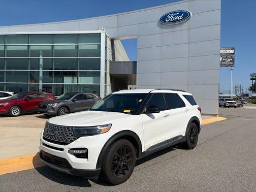 Star White Metallic Tri-Coat 2020 Ford Explorer Limited