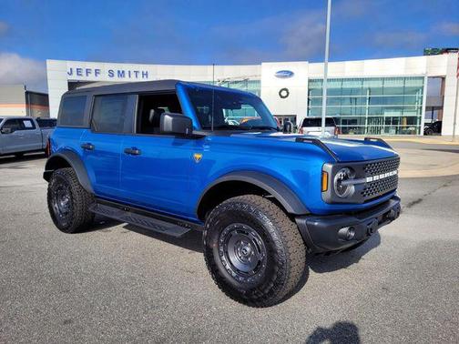 Velocity Blue Metallic 2025 Ford Bronco Badlands