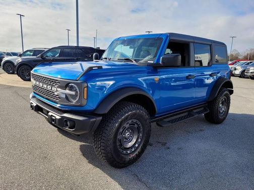 Velocity Blue Metallic 2025 Ford Bronco Badlands
