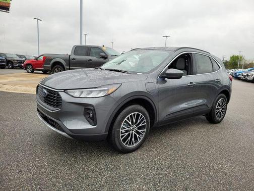 2025 Ford Escape PHEV SE