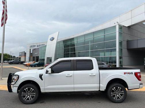 Oxford White 2022 Ford F-150 XL