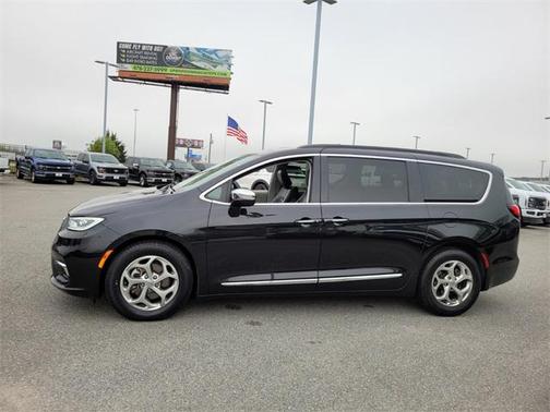 2023 Chrysler Pacifica Limited