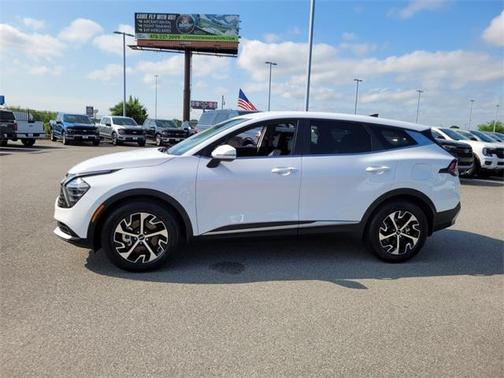 2024 Kia Sportage EX