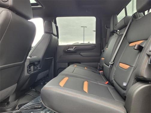 2025 GMC Sierra 2500 AT4