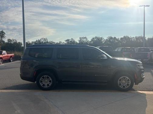 2022 Jeep Wagoneer Series I 4x2