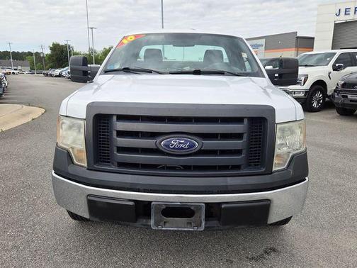 Oxford White 2010 Ford F-150 XL