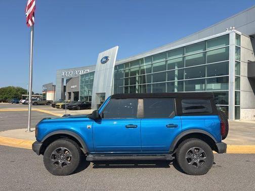 Velocity Blue Metallic 2021 Ford Bronco Big Bend