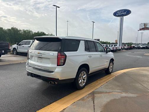 Iridescent Pearl Tricoat 2023 Chevrolet Tahoe Premier