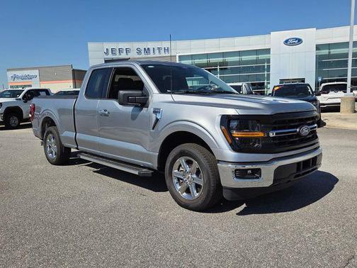 Iconic Silver Metallic 2025 Ford F-150 XLT