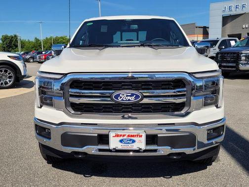 Star White Metallic Tri-Coat 2025 Ford F-150 Lariat