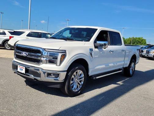 Star White Metallic Tri-Coat 2025 Ford F-150 Lariat