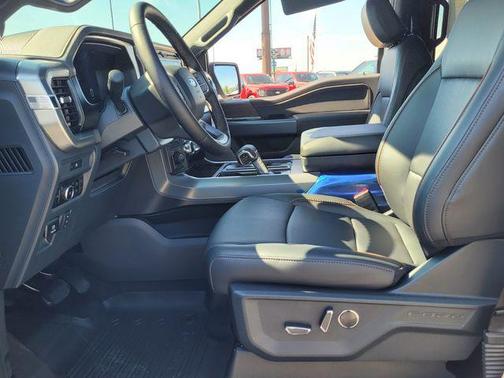 Star White Metallic Tri-Coat 2025 Ford F-150 Lariat