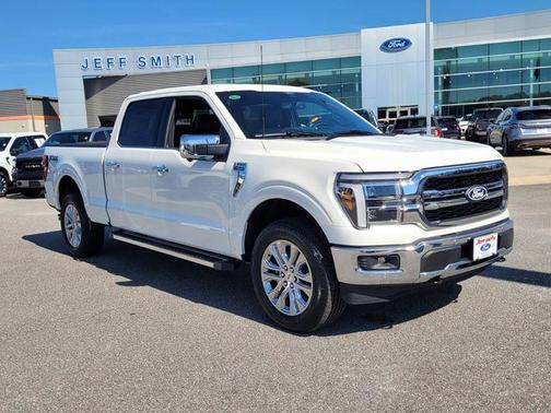 Star White Metallic Tri-Coat 2025 Ford F-150 Lariat