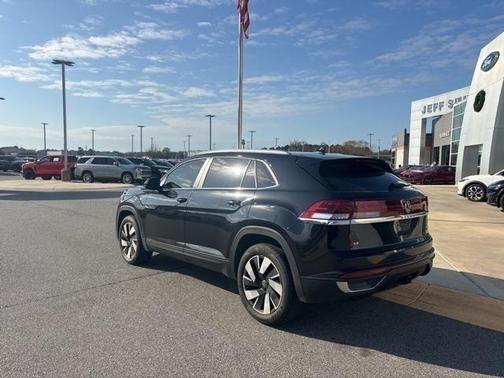 2024 Volkswagen Atlas Cross Sport 2.0T SE w/Technology 4MOTION