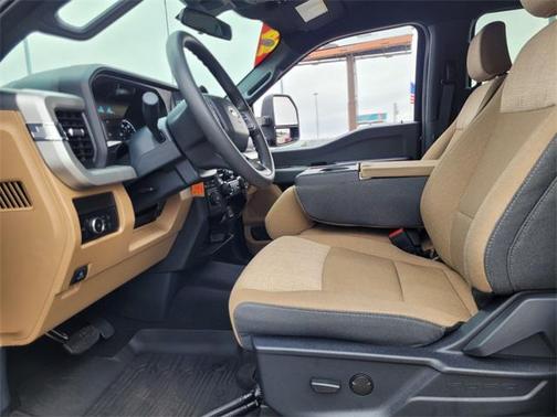 2024 Ford F-350 XLT