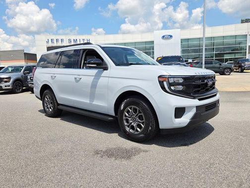 Silver Metallic 2026 Ford Expedition Active