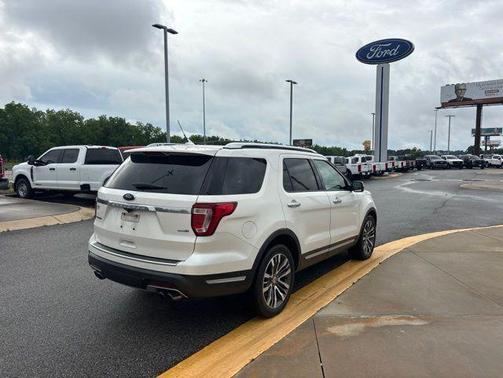 White Platinum Metallic Tri-Coat 2018 Ford Explorer Platinum
