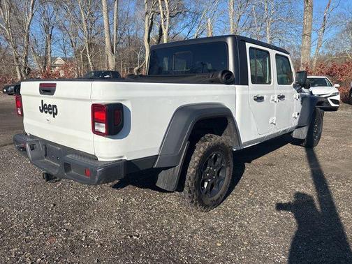 2023 Jeep Gladiator Sport