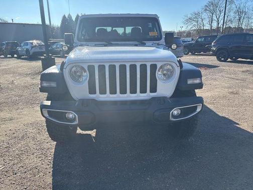 2023 Jeep Gladiator Sport