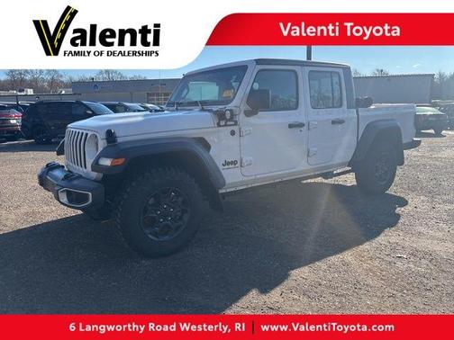 2023 Jeep Gladiator Sport