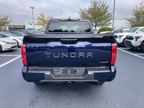 2025 Toyota Tundra Hybrid Platinum