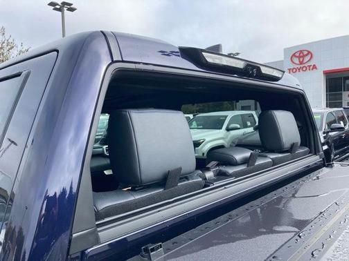 2025 Toyota Tundra Hybrid Platinum