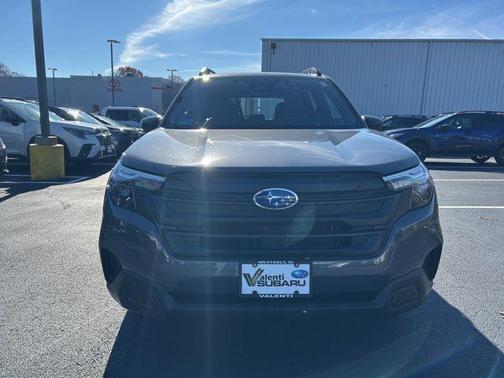 2025 Subaru Forester Base