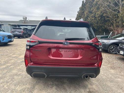 Crimson Red Pearl 2025 Subaru Forester Limited
