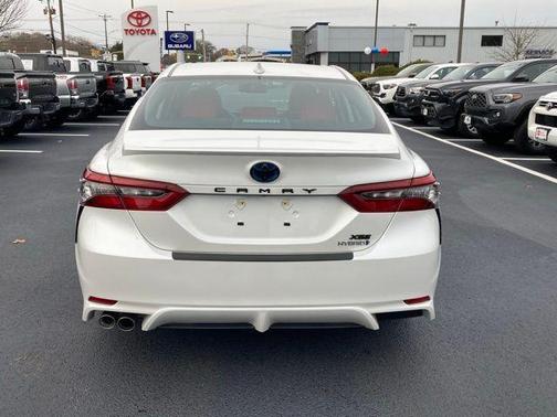 2024 Toyota Camry Hybrid XSE