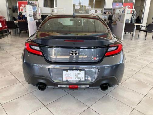 2025 Toyota GR86 Premium