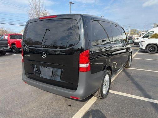 2023 Mercedes-Benz Metris Base