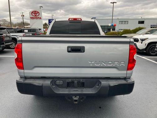 2018 Toyota Tundra SR5
