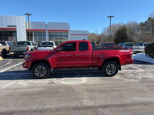 2022 Toyota Tacoma TRD Sport