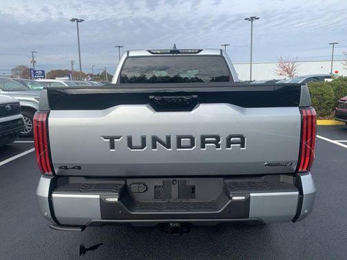 2025 Toyota Tundra Hybrid Platinum