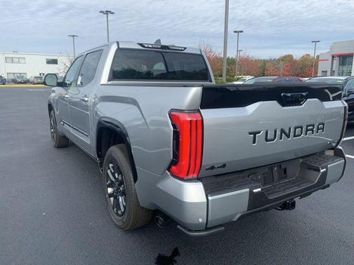 2025 Toyota Tundra Hybrid Platinum