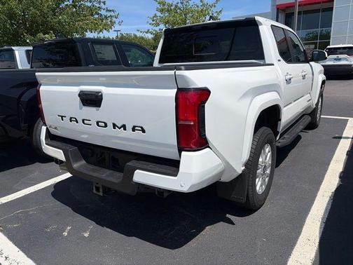 Ice 2026 Toyota Tacoma SR5