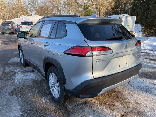 2022 Toyota Corolla Cross LE