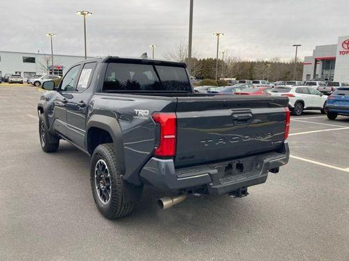 2024 Toyota Tacoma Hybrid TRD