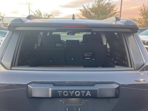 2025 Toyota 4Runner Hybrid TRD Off Road