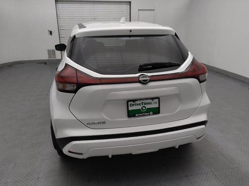 Fresh Powder 2022 Nissan Kicks S