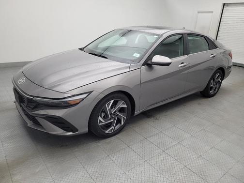 Gray 2025 Hyundai ELANTRA SEL
